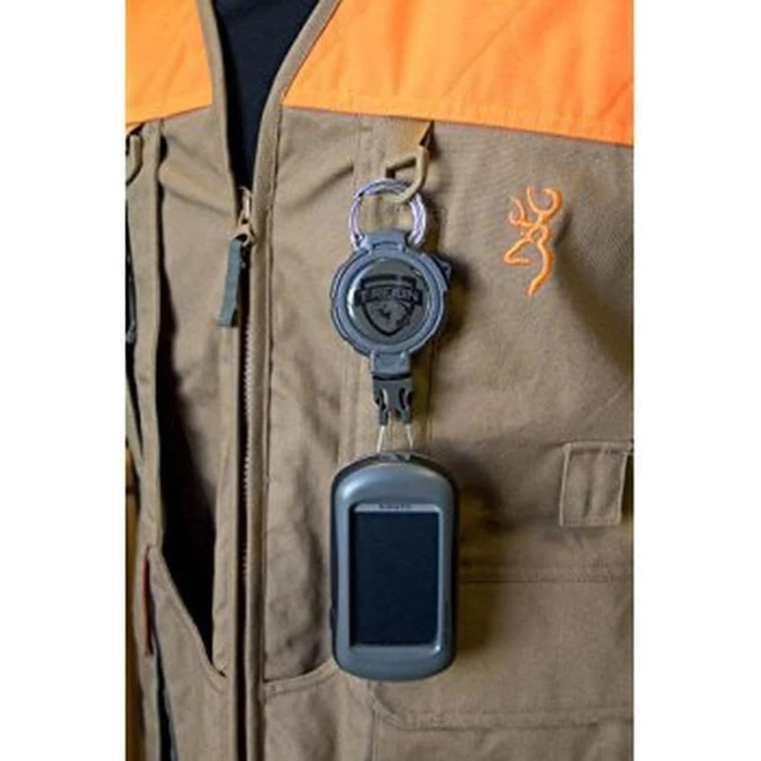 Boomerang Tool Retractable Gear Tether, Hook & Loop Strap, 24" Retractable Cord, 4 oz. Retraction, Green Polycarbonate Case, Universal Attachment